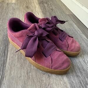 Puma Sneakers Sz 6.5C purple Suede with Oversized Laces
